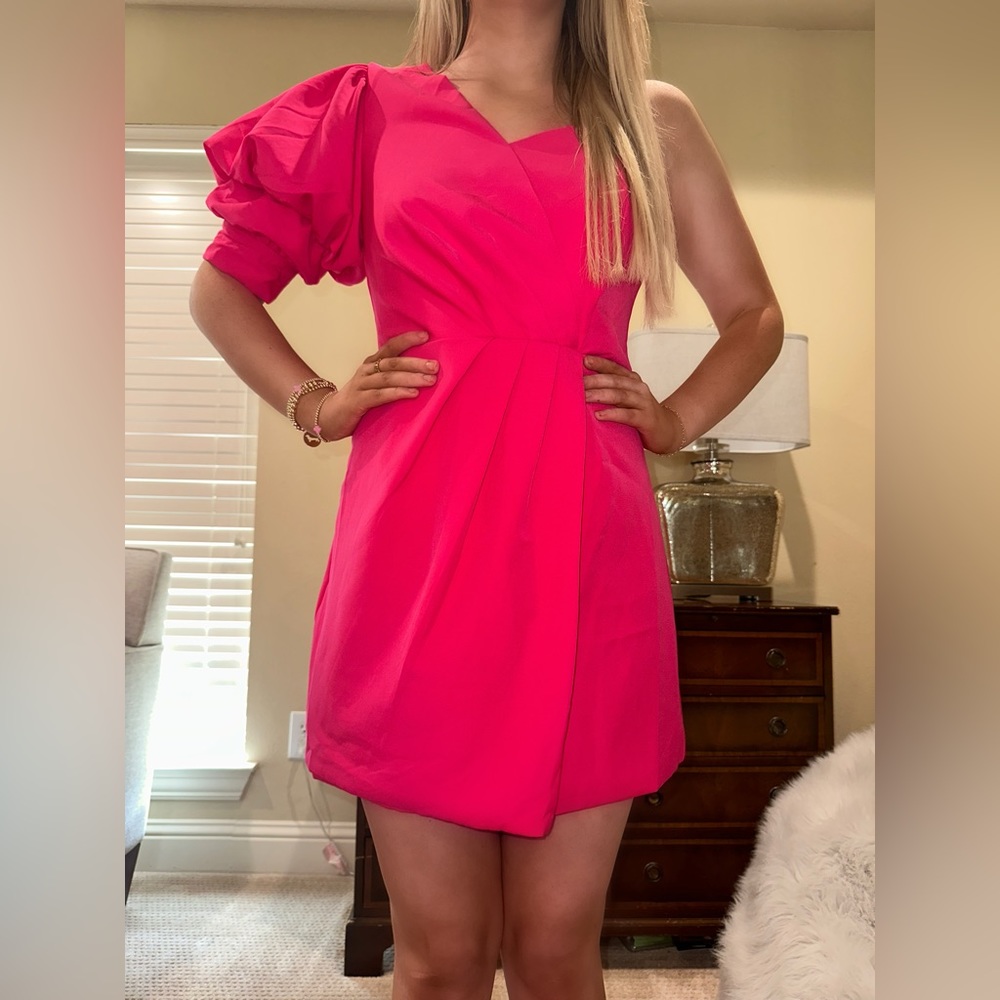 One shoulder hot pink dress